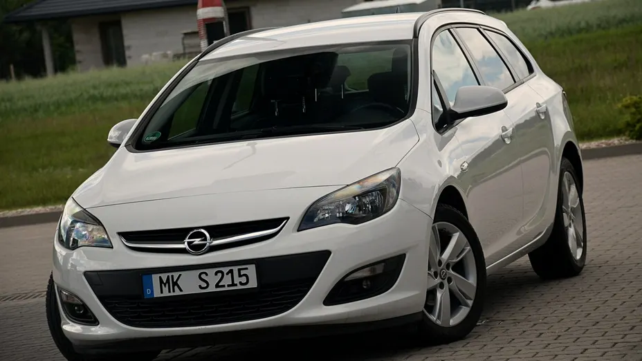 OPEL Astra -