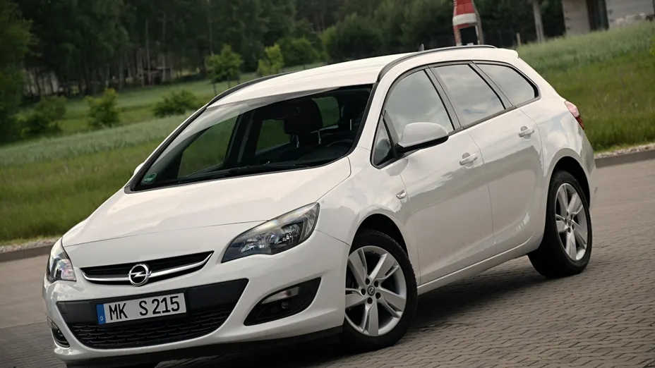 OPEL Astra -