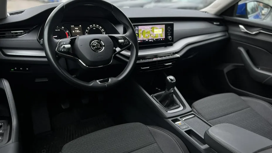 SKODA Octavia -