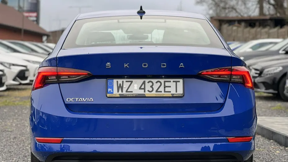 SKODA Octavia -