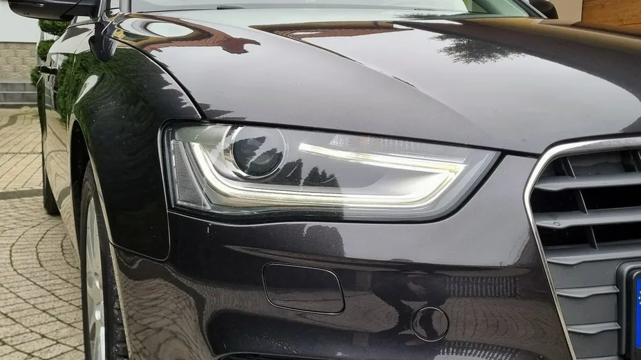 AUDI A4 -
