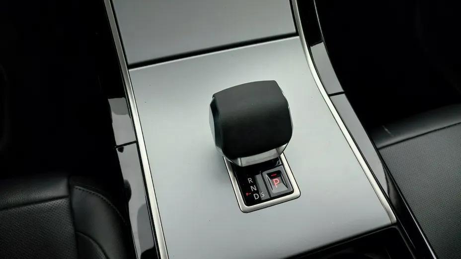 LAND ROVER Range Rover Velar -
