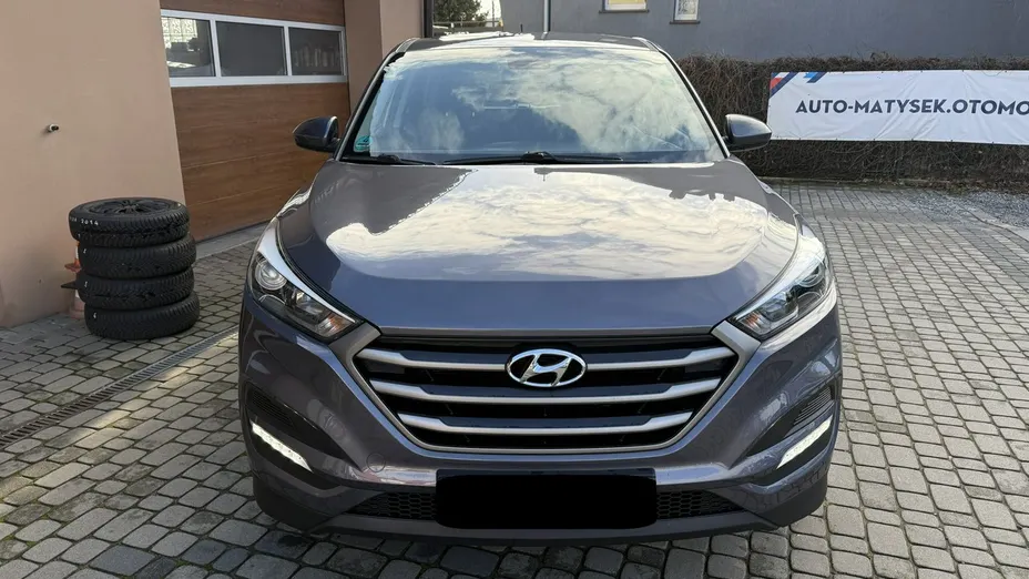 HYUNDAI Tucson -