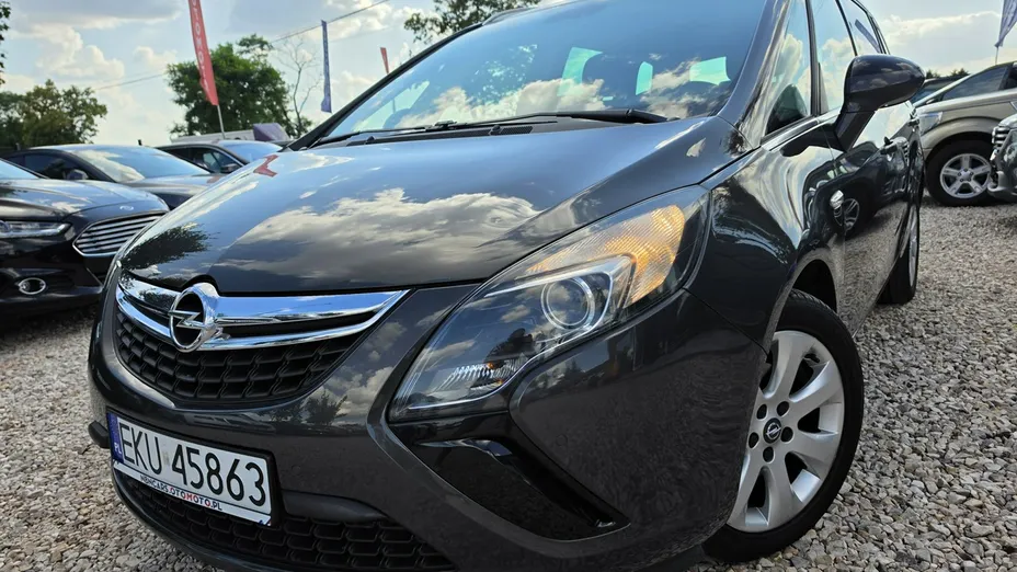 OPEL Zafira -