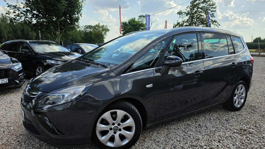 OPEL Zafira -