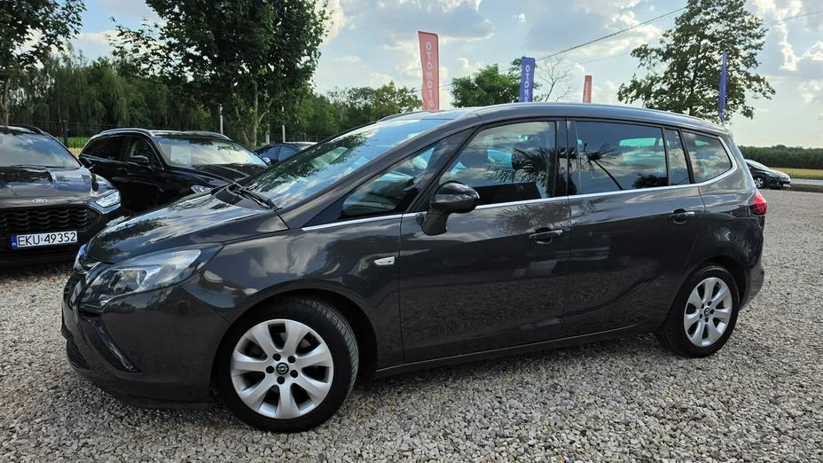 OPEL Zafira -
