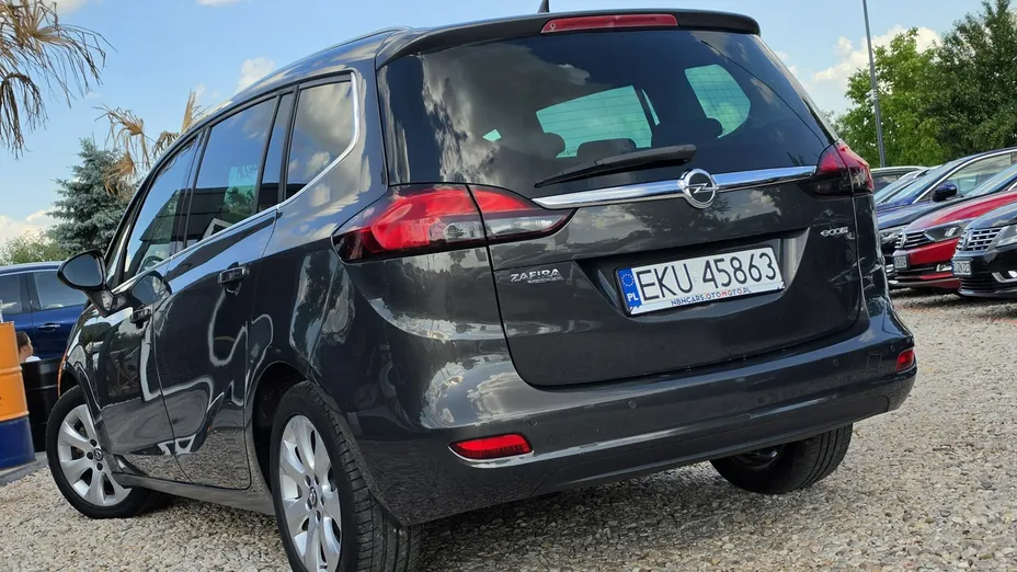 OPEL Zafira -