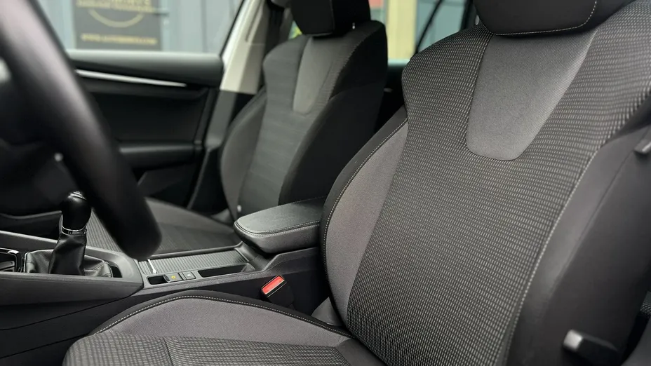 SKODA Octavia -