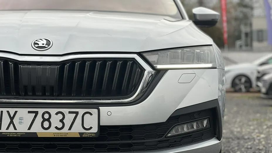 SKODA Octavia -