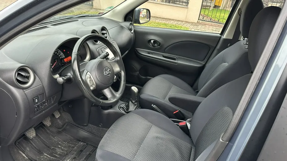 NISSAN Micra -