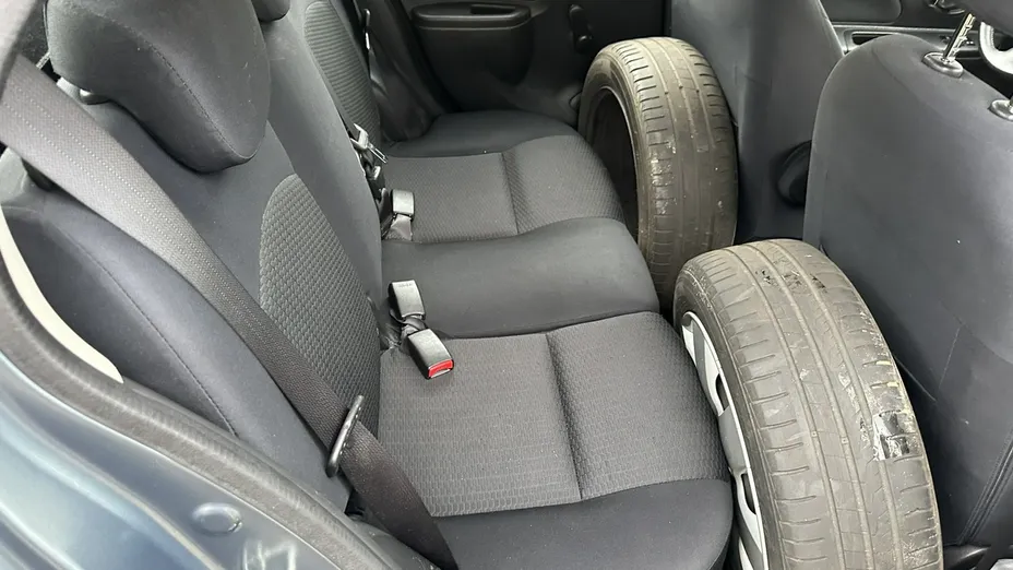 NISSAN Micra -