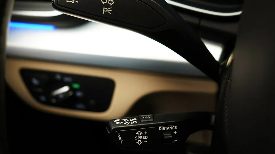 AUDI Q5 Q5 40 TDI mHEV Quattro S Line S tronic