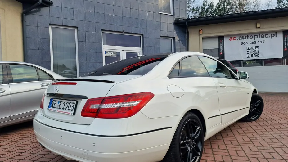 MERCEDES-BENZ E Klasa -
