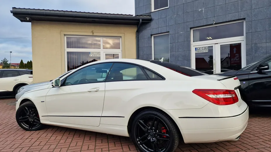 MERCEDES-BENZ E Klasa -