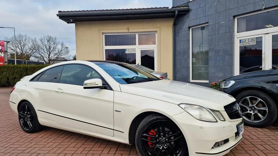 MERCEDES-BENZ E Klasa -