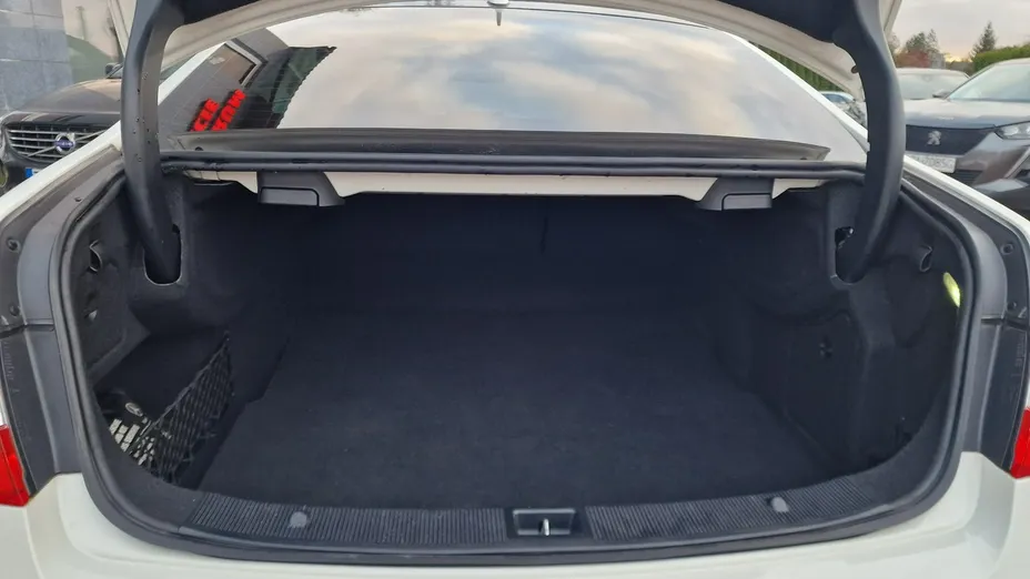 MERCEDES-BENZ E Klasa -