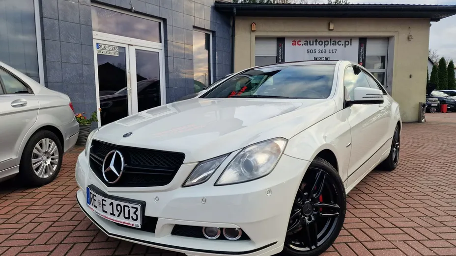MERCEDES-BENZ E Klasa -