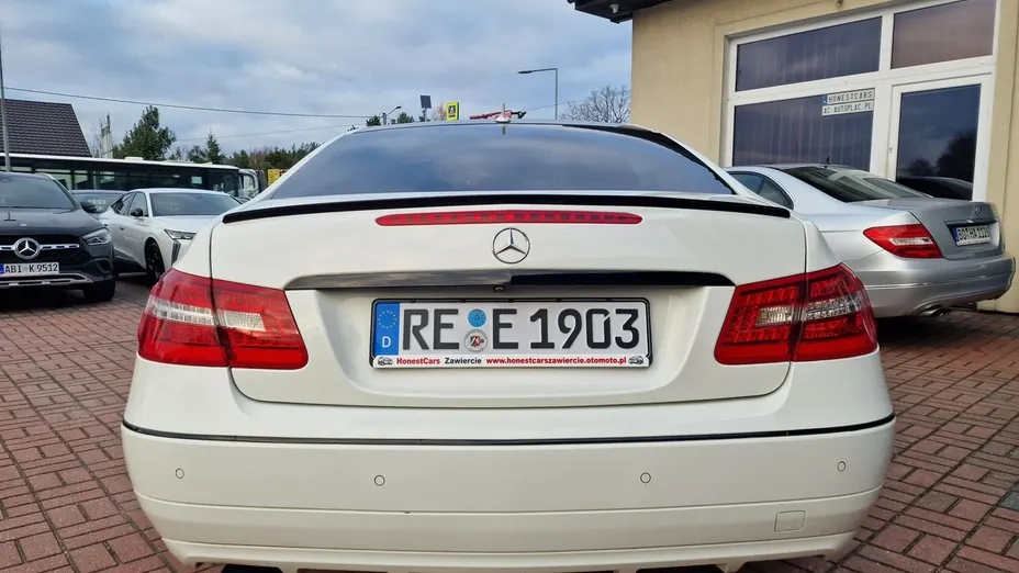 MERCEDES-BENZ E Klasa -