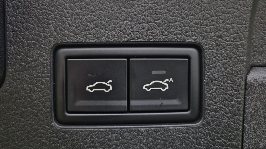 VOLKSWAGEN Arteon -
