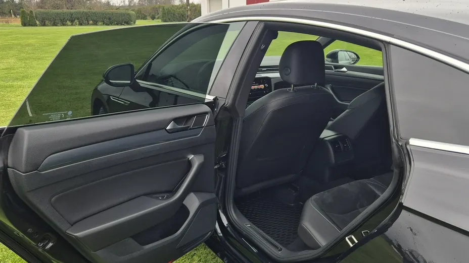 VOLKSWAGEN Arteon -