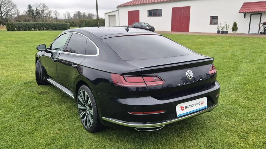 VOLKSWAGEN Arteon -