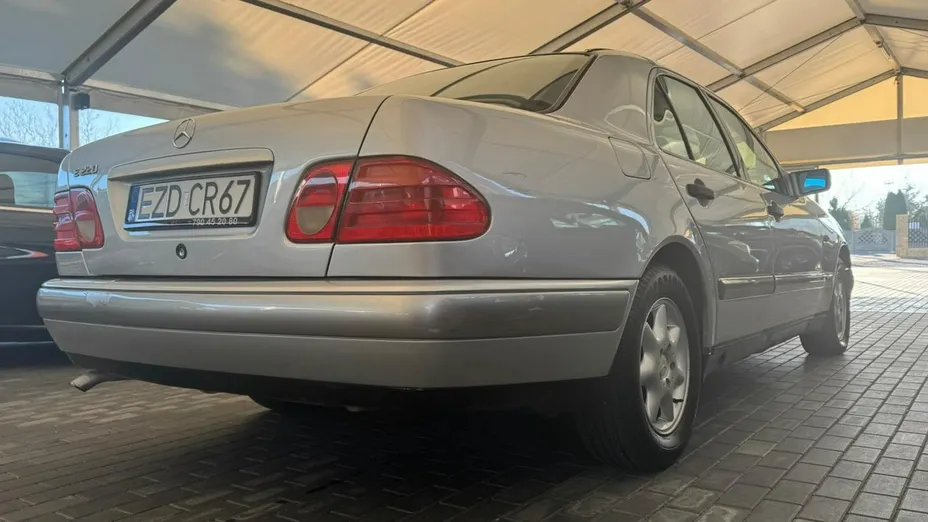 MERCEDES-BENZ E Klasa -