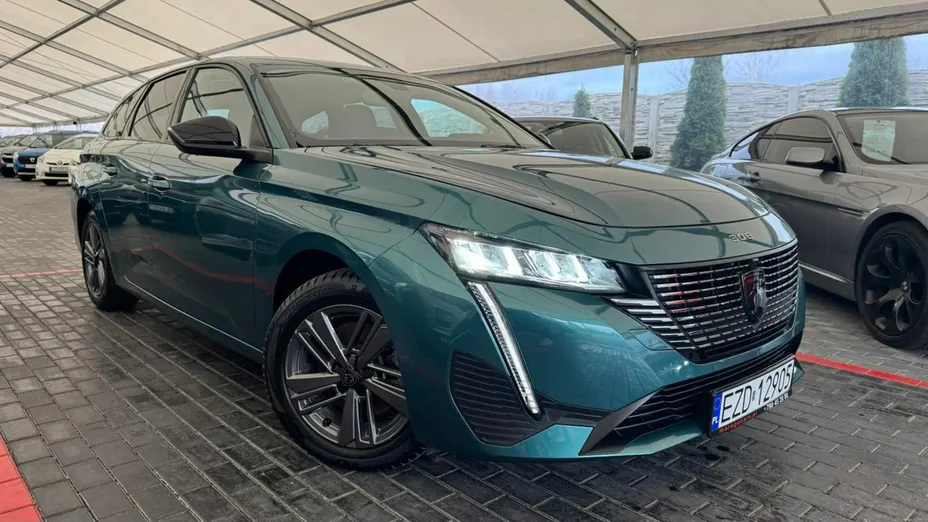 PEUGEOT 308 -
