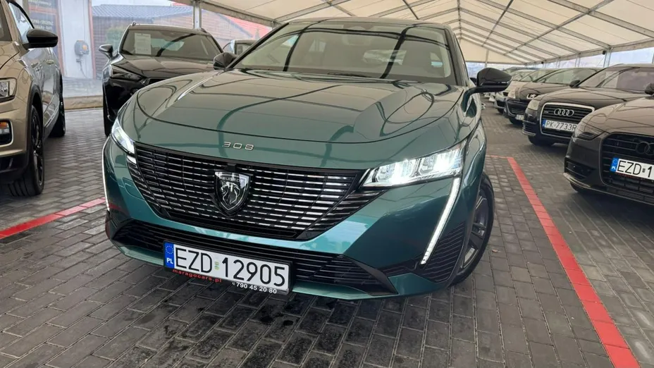 PEUGEOT 308 -