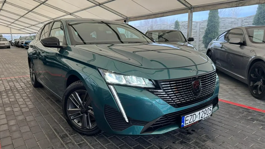 PEUGEOT 308 -