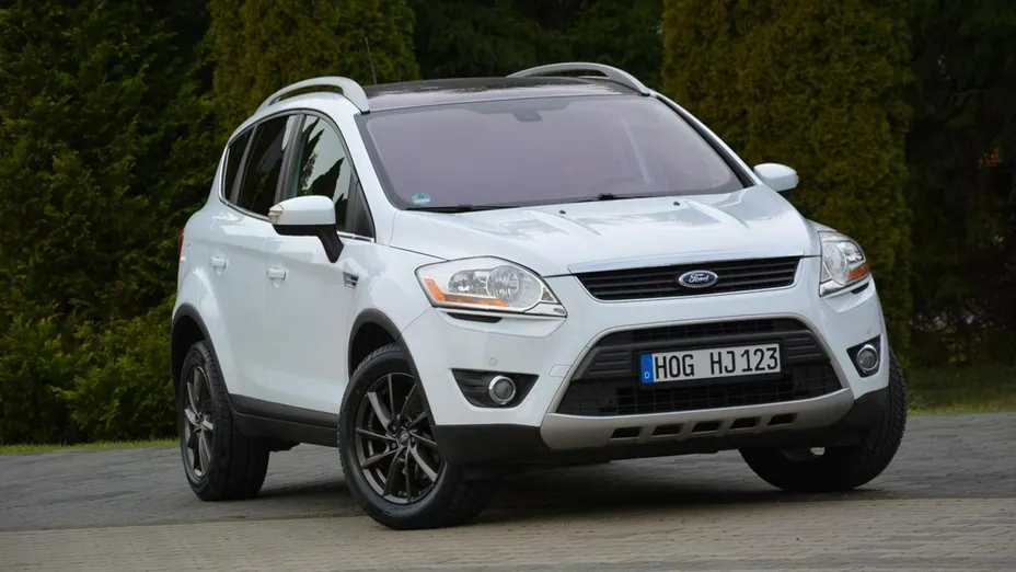 FORD Kuga -