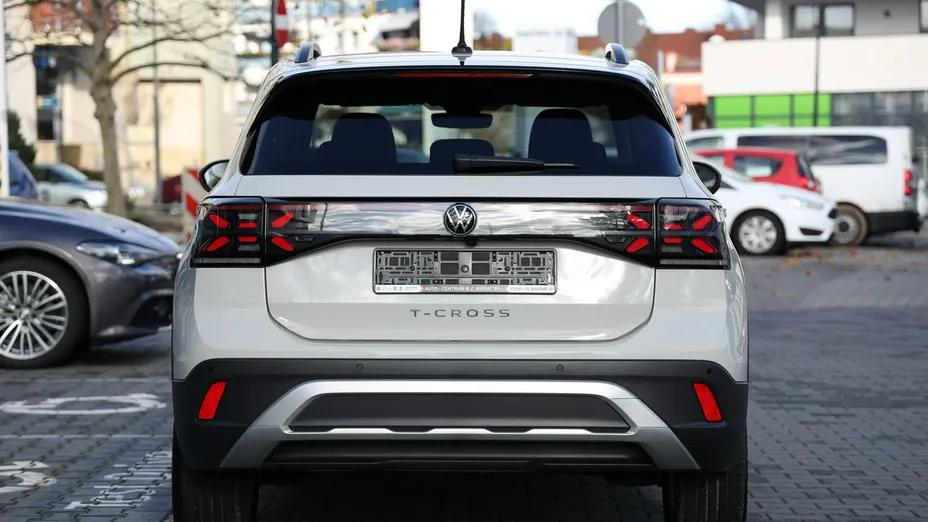 VOLKSWAGEN T-Cross -