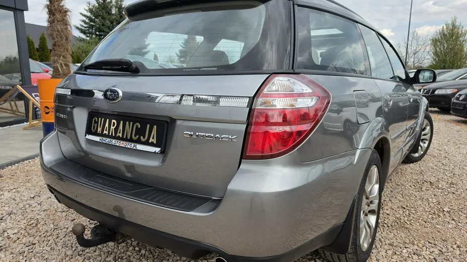 SUBARU Outback -
