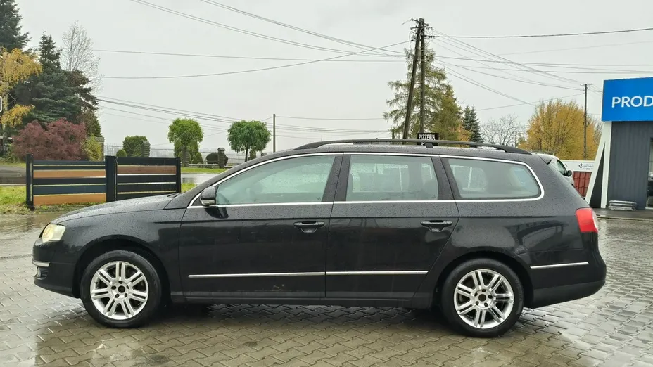 VOLKSWAGEN Passat -
