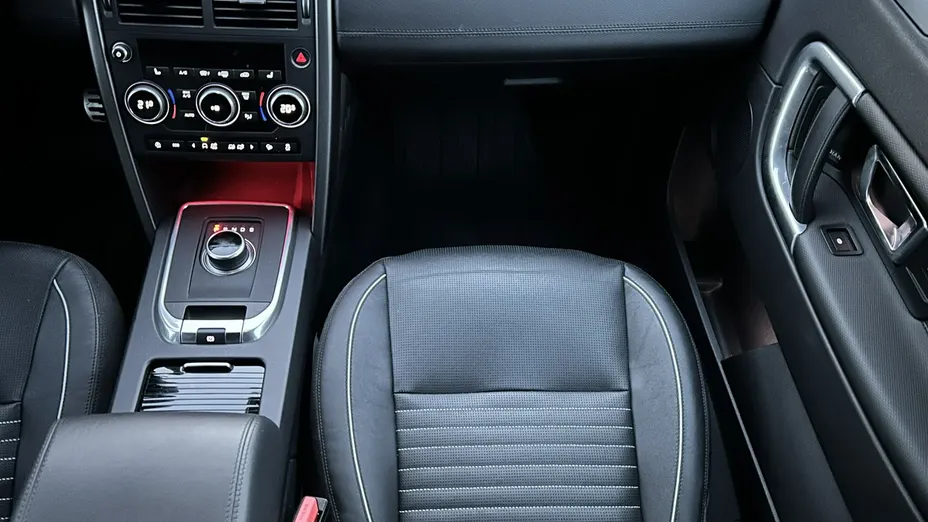 LAND ROVER Discovery Sport -