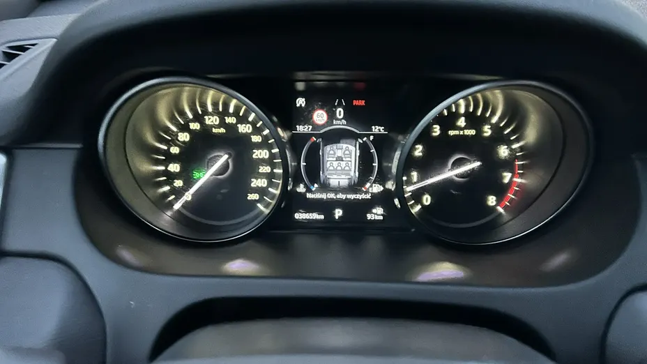 LAND ROVER Discovery Sport -