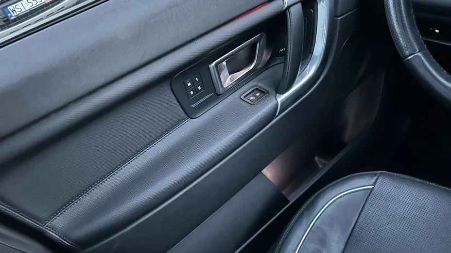 LAND ROVER Discovery Sport -