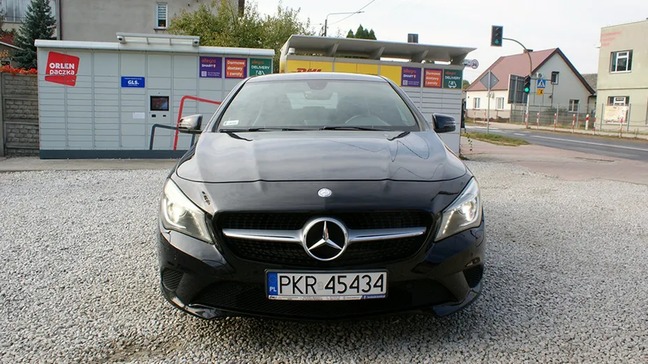 MERCEDES-BENZ CLA -