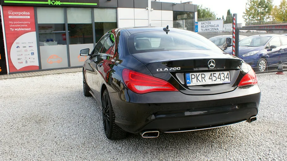 MERCEDES-BENZ CLA -