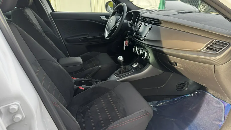 ALFA ROMEO Giulietta -