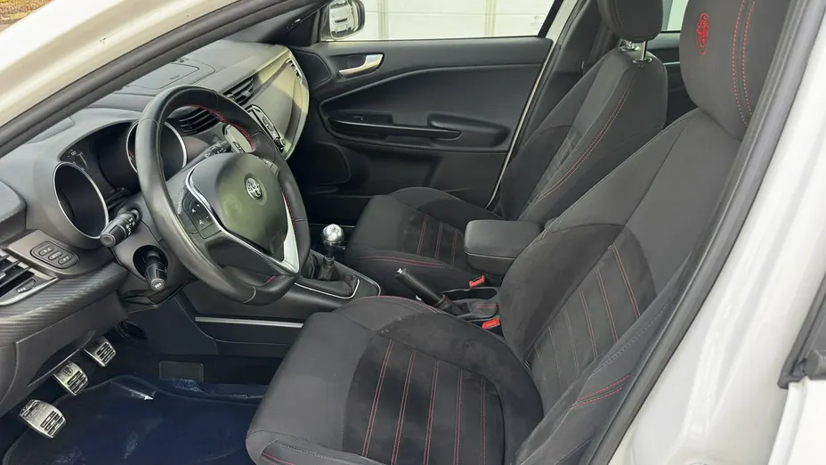 ALFA ROMEO Giulietta -