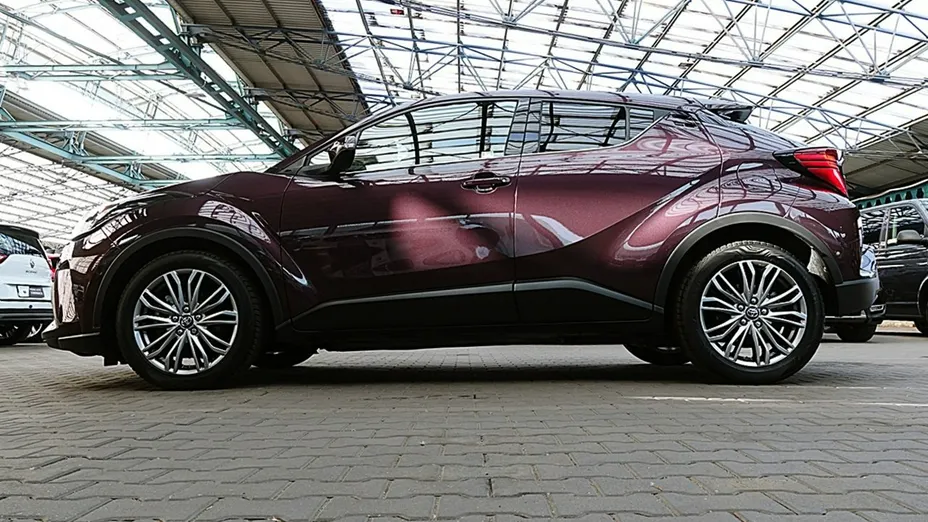 TOYOTA C-HR -