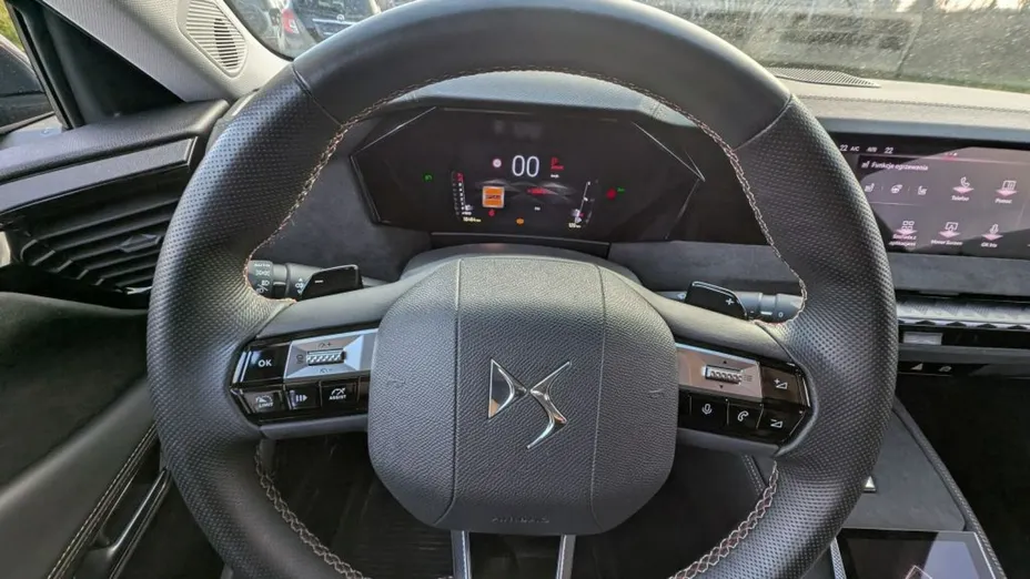 DS DS4 -