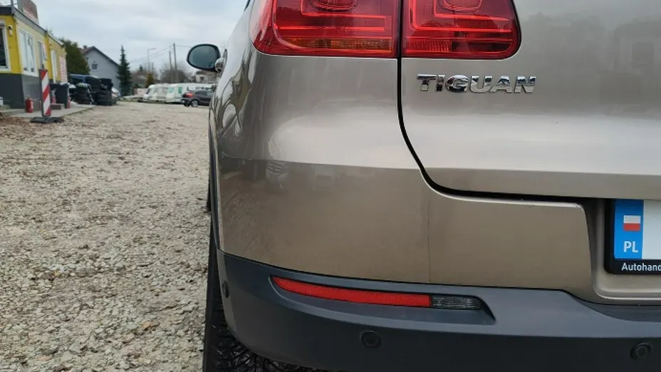 VOLKSWAGEN Tiguan -