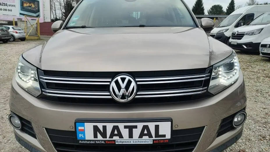 VOLKSWAGEN Tiguan -