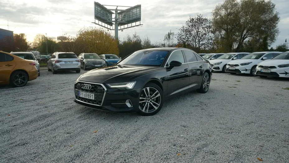 AUDI A6 -