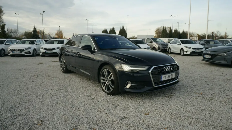 AUDI A6 -