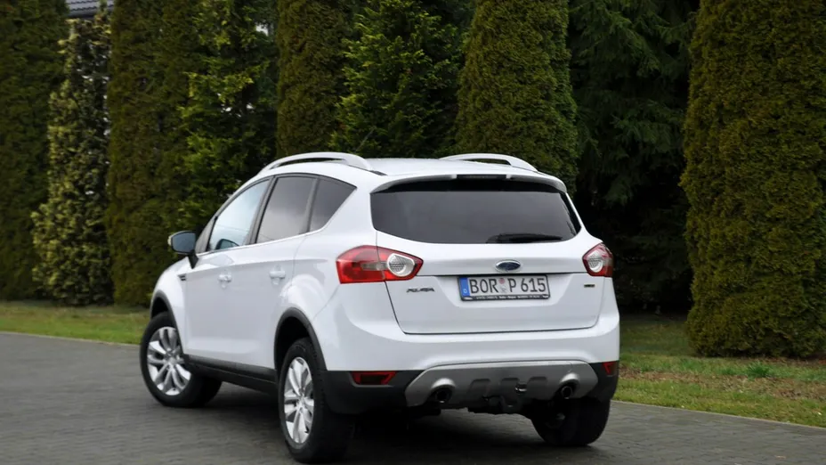 FORD Kuga -