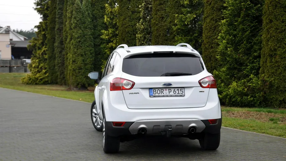 FORD Kuga -