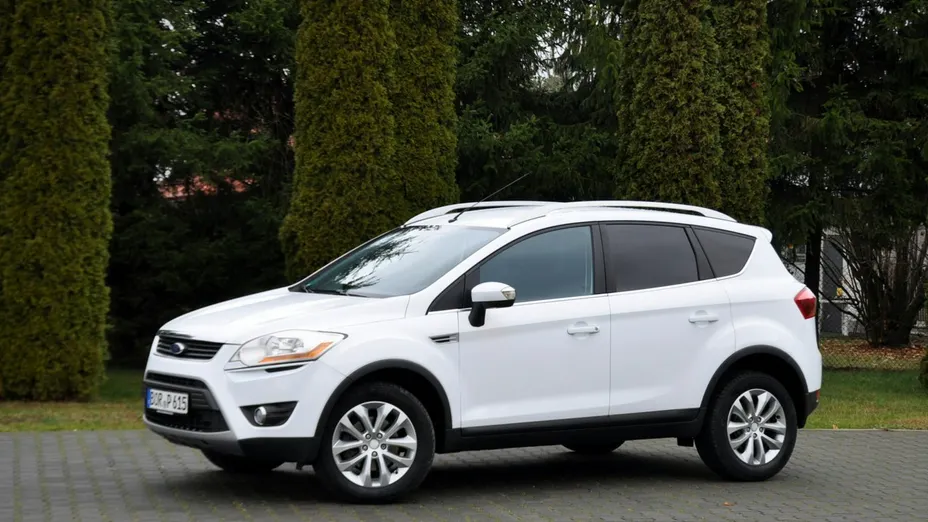 FORD Kuga -