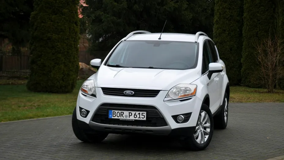FORD Kuga -